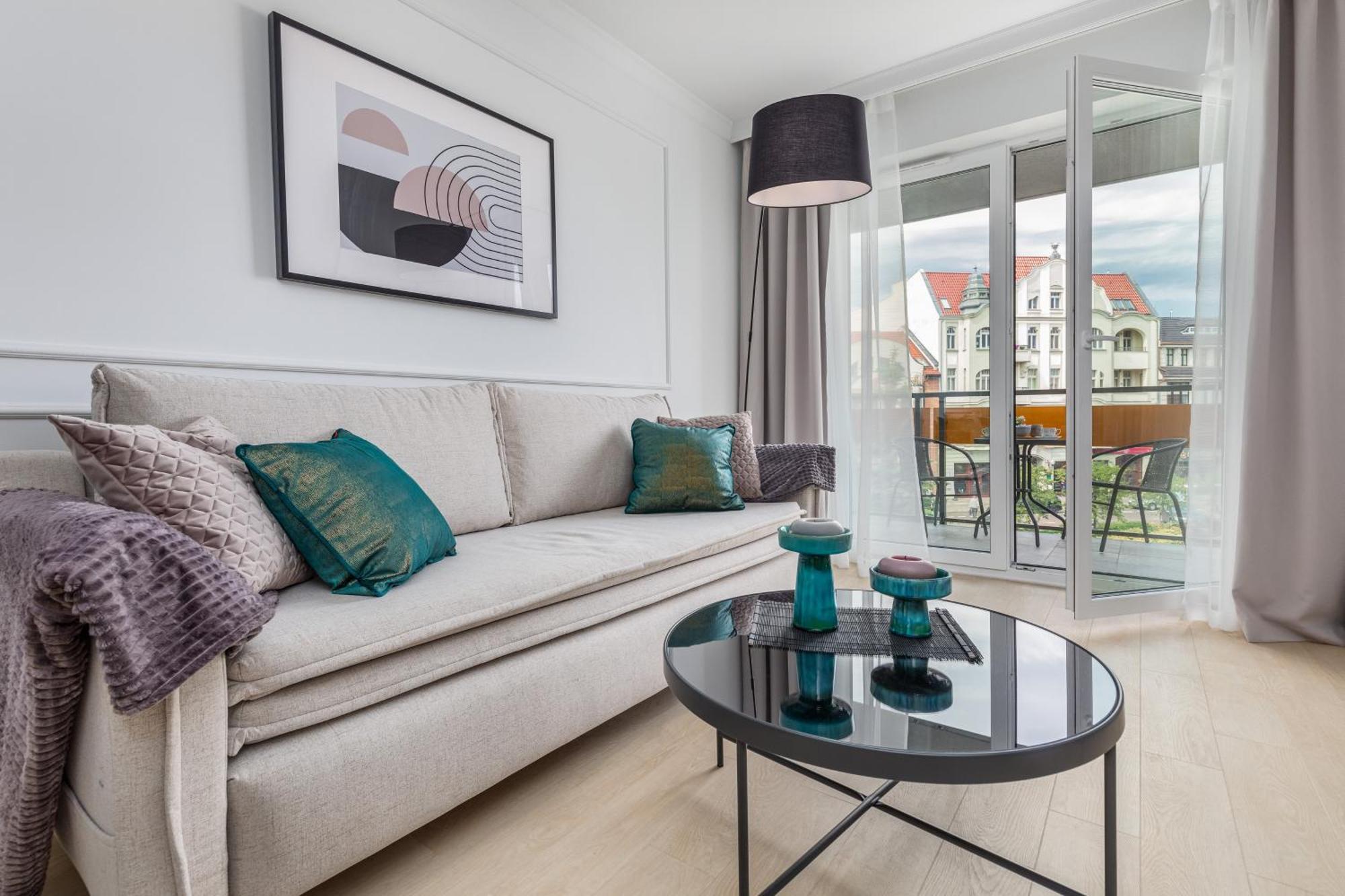 Plac Slowianski Apartments With Balcony Swinoujscie Center By Noclegi Renters ภายนอก รูปภาพ