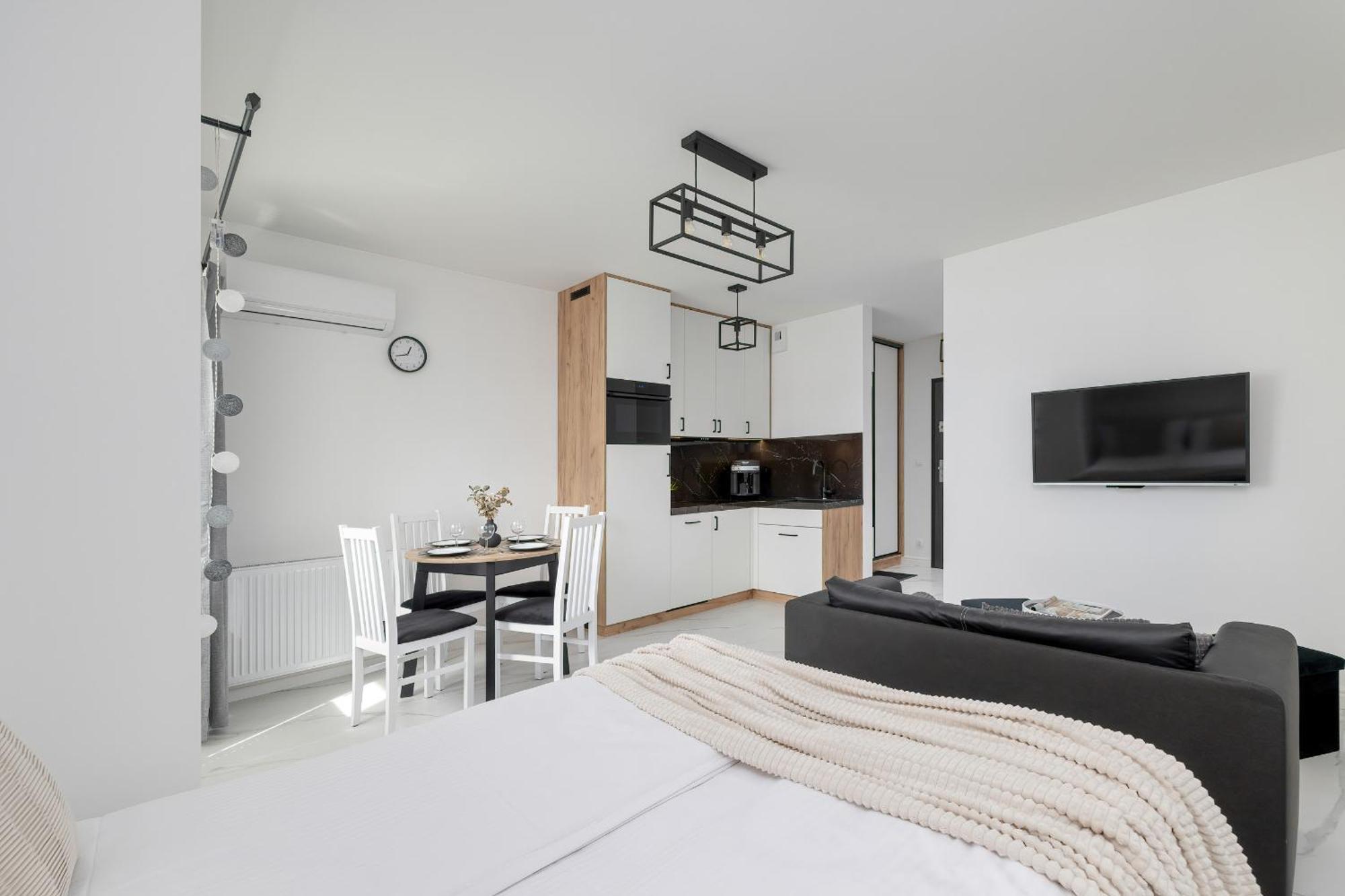 Plac Slowianski Apartments With Balcony Swinoujscie Center By Noclegi Renters ภายนอก รูปภาพ