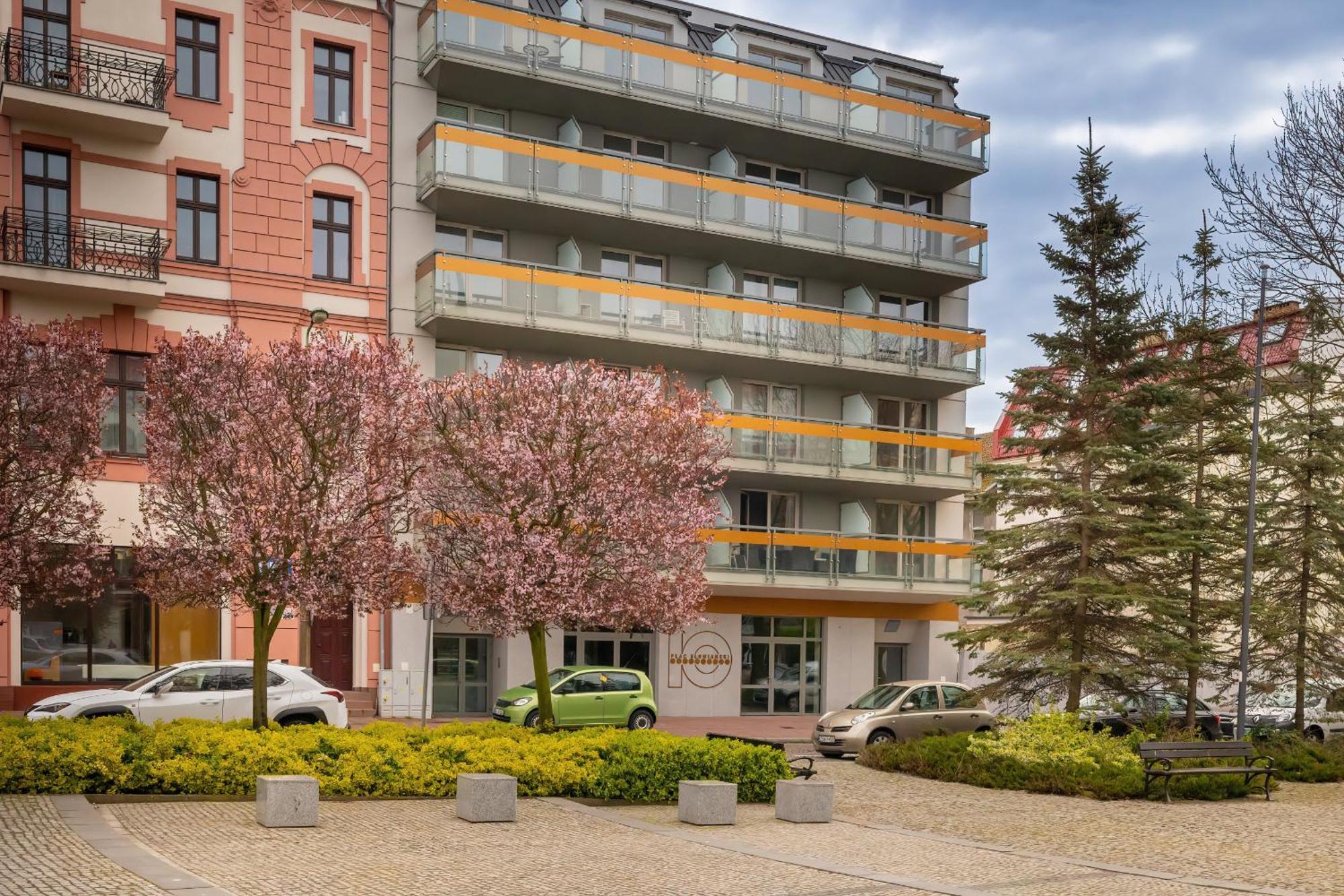 Plac Slowianski Apartments With Balcony Swinoujscie Center By Noclegi Renters ภายนอก รูปภาพ